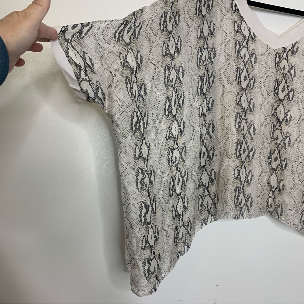 Nwt Sofia Python Print Silk Tunic Made In Italy - image 5